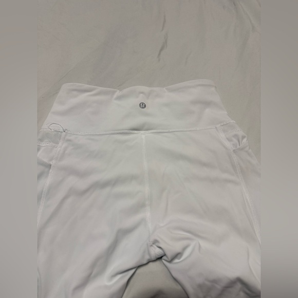 Lululemon Mesh In Motion Crop *23" Stained While Washing - Picture 10 of 13